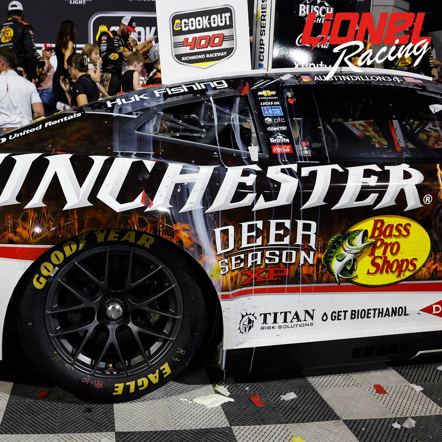 Austin Dillon / Richard Childress Dual Autographed Richmond Race Win 1:24 Standard 2025 Diecast Car - Image 5