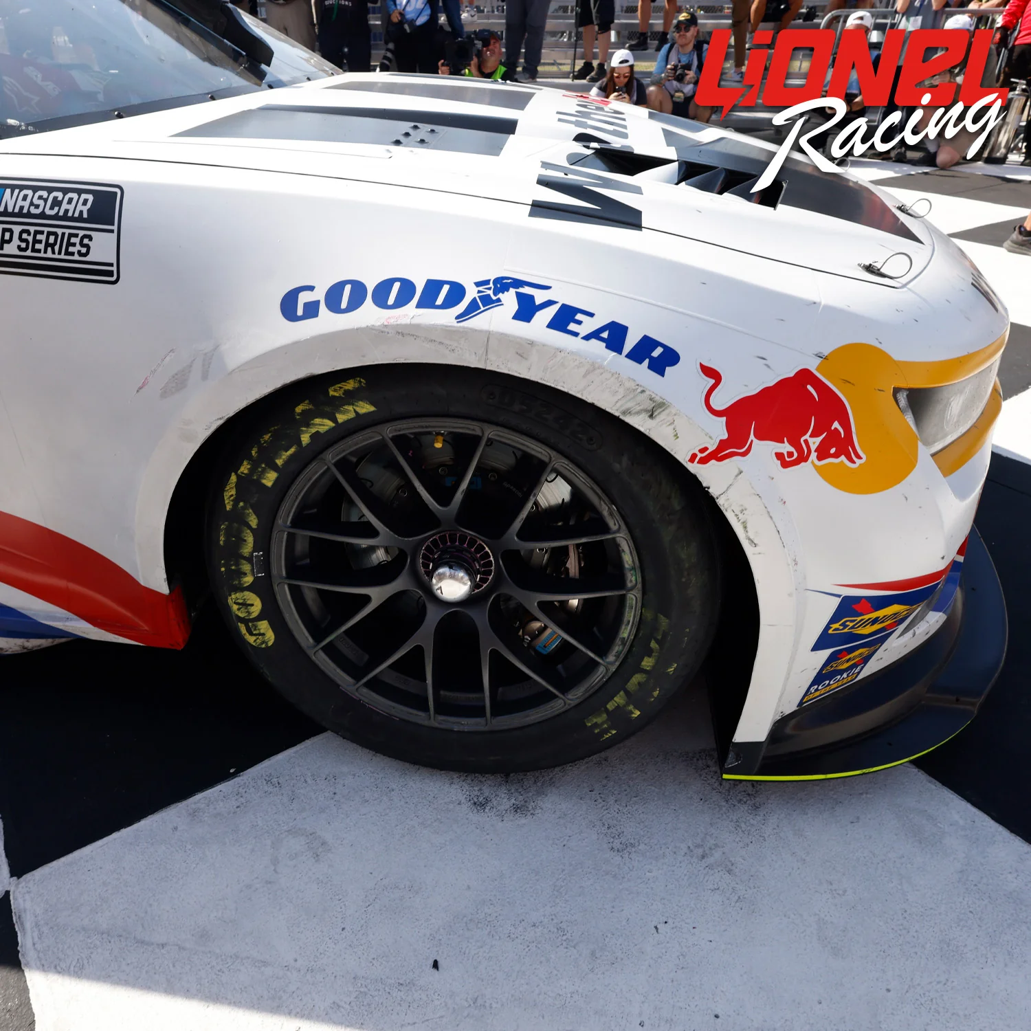 Shane van Gisbergen Autographed Watkins Glen Race Win 1:24 Standard 2025 Diecast Car Preorder - Currently Projected October - Image 5