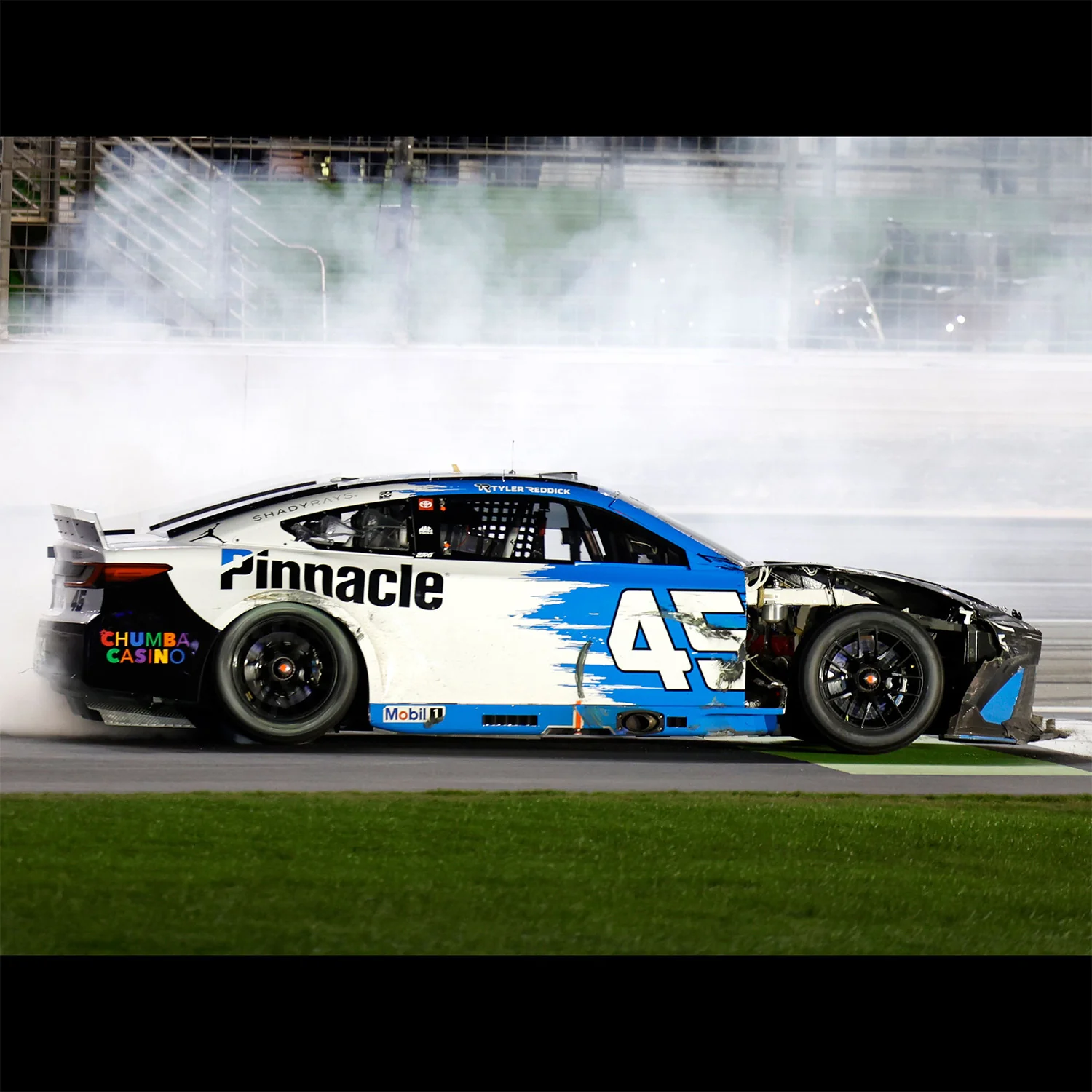 Tyler Reddick ELITE Atlanta Race Win 1:24 2026 Diecast Car Preorder - Currently Projected September - Image 7