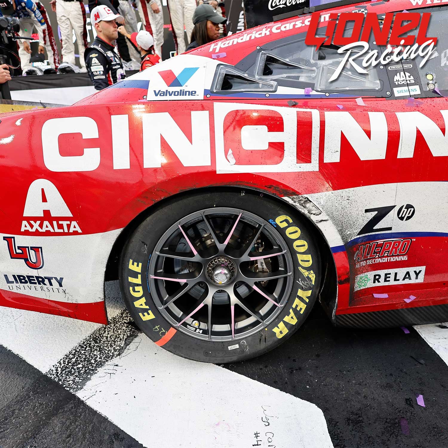William Byron Martinsville Race Win 1:64 2025 Diecast Car Preorder - Currently Projected October - Image 3